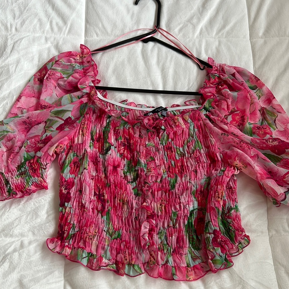 Floral Zara top